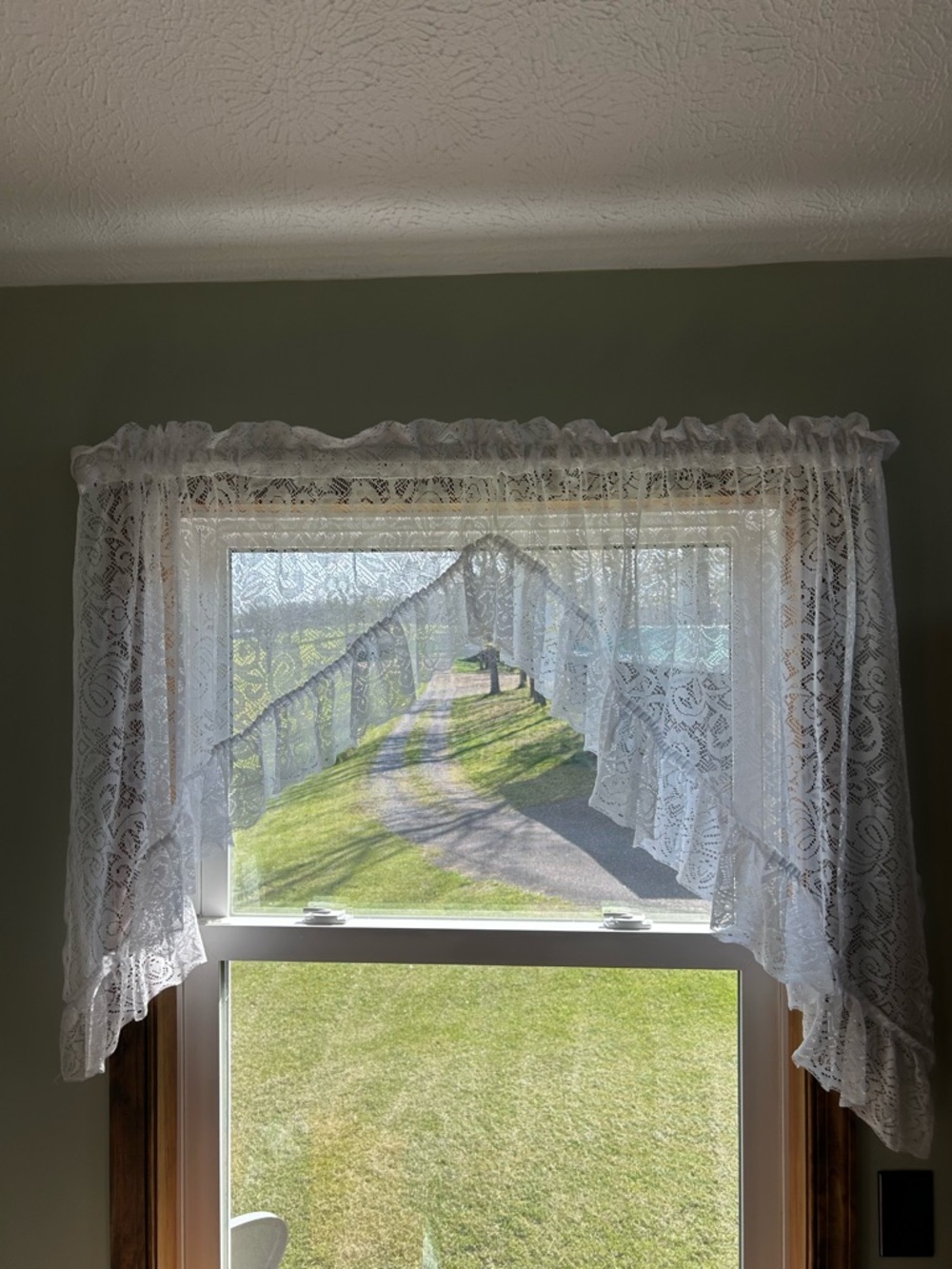 Vintage lace valance
